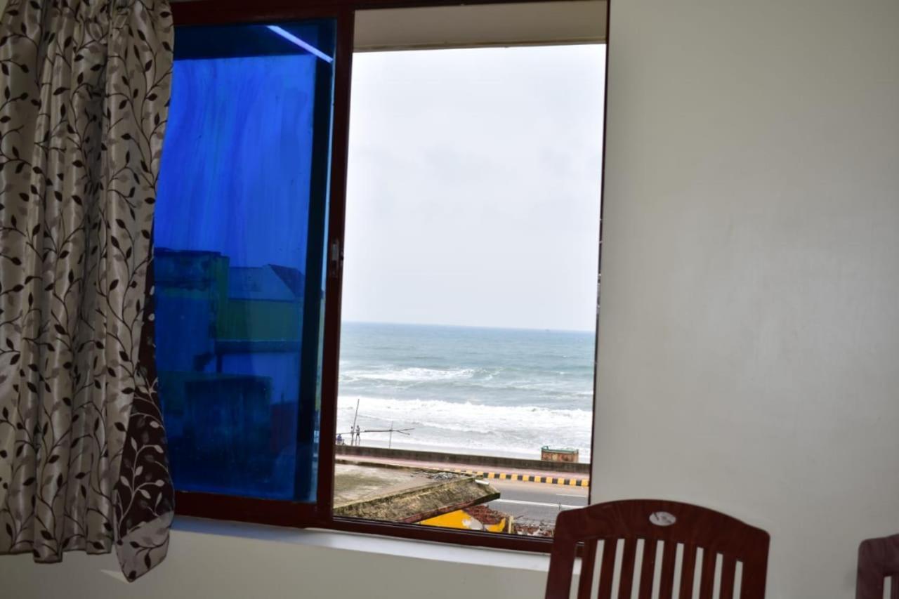 Hotel Lovely Inn ! Puri פורי מראה חיצוני תמונה